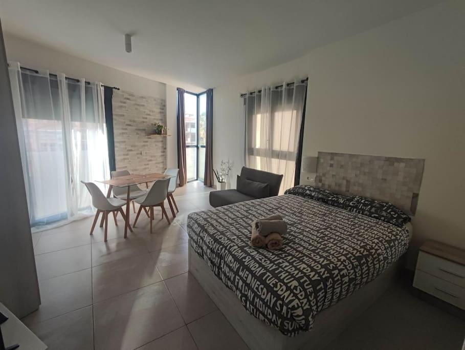 Nuevo Estudio Con Parking Gratis Малага Екстер'єр фото