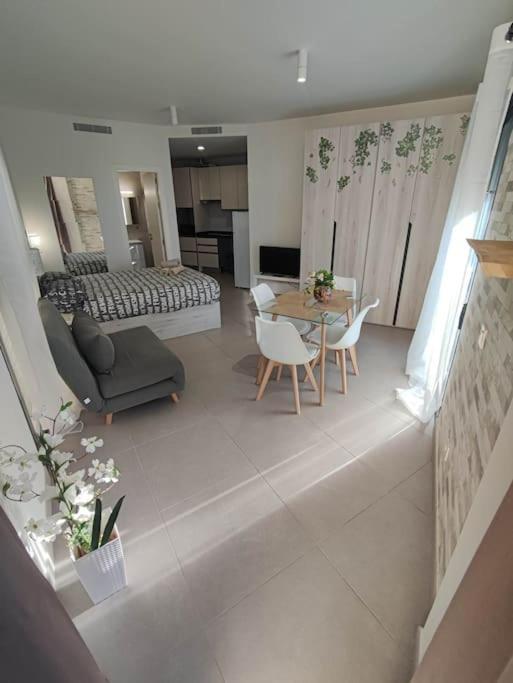 Nuevo Estudio Con Parking Gratis Малага Екстер'єр фото