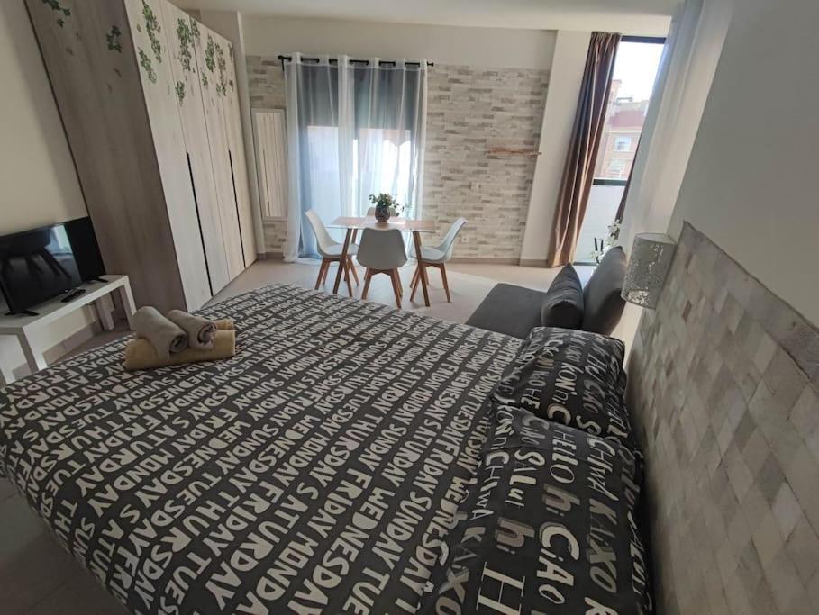 Nuevo Estudio Con Parking Gratis Малага Екстер'єр фото