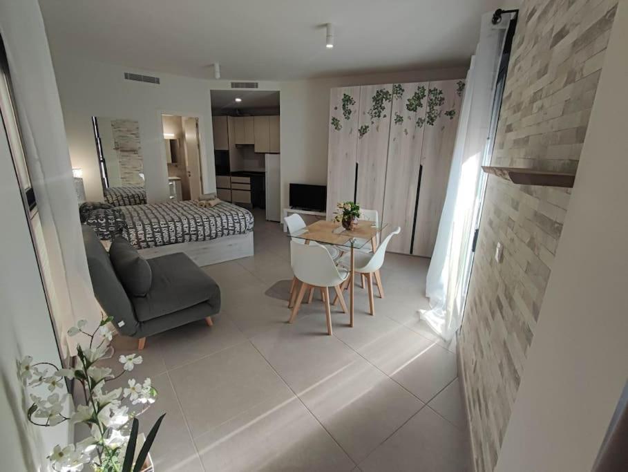 Nuevo Estudio Con Parking Gratis Малага Екстер'єр фото
