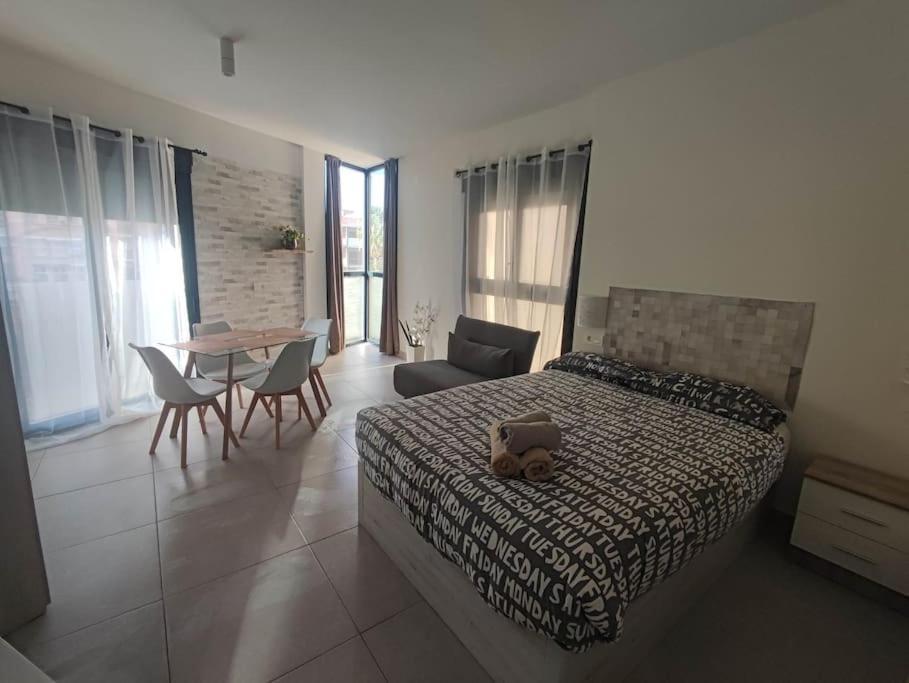 Nuevo Estudio Con Parking Gratis Малага Екстер'єр фото